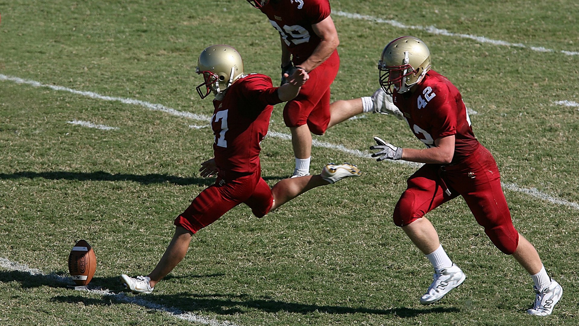 开云体育官网下载-马拉松赛事全程无塑理念引领环保风尚，马拉松wa